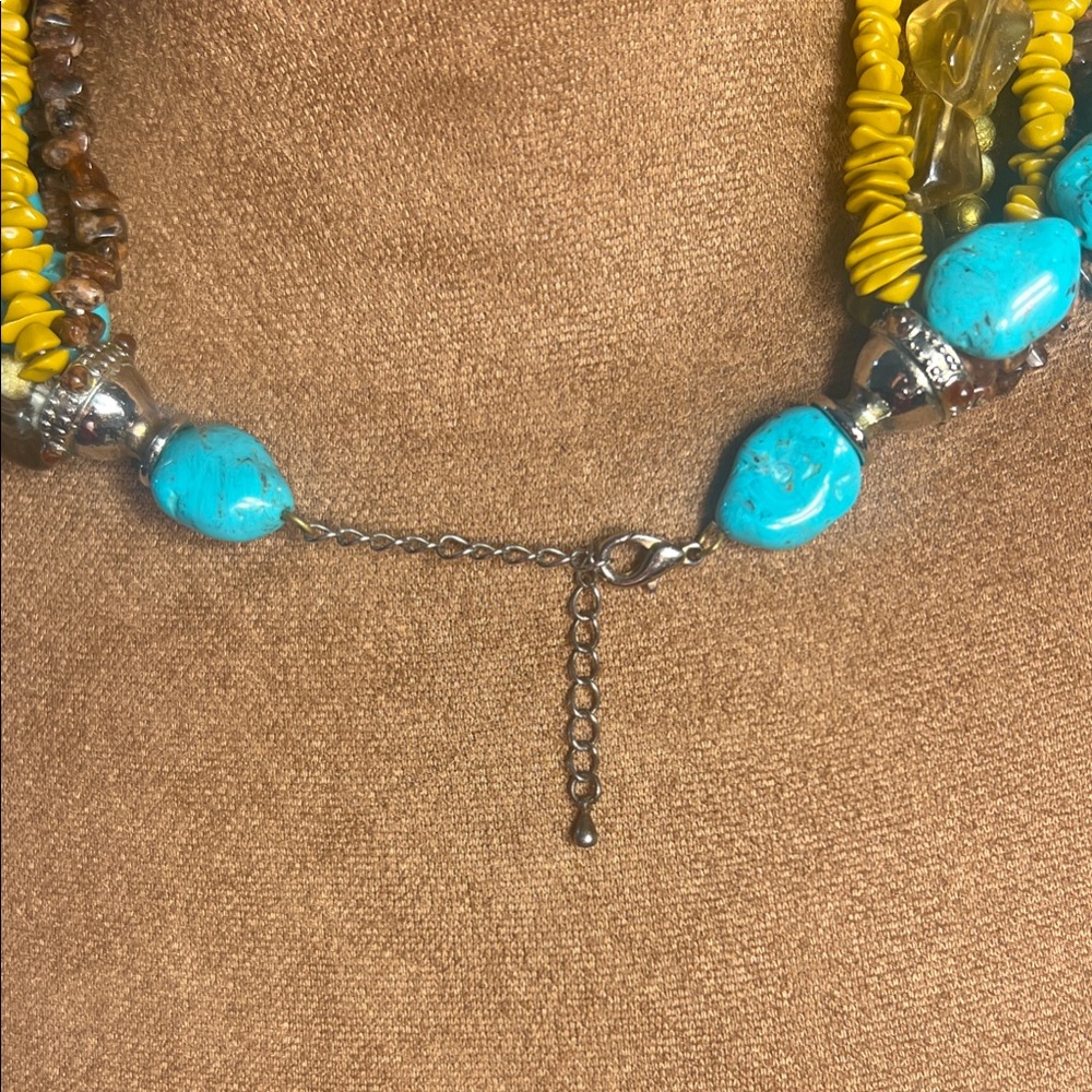 Multicolor Beaded Necklace - Picture 2 of 3